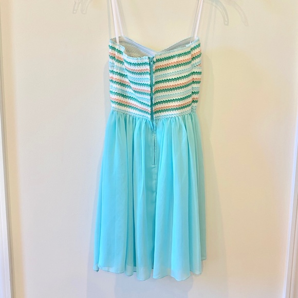 B.Smart Strapless Retro-Looking Dress Sz 4 - Picture 5 of 7